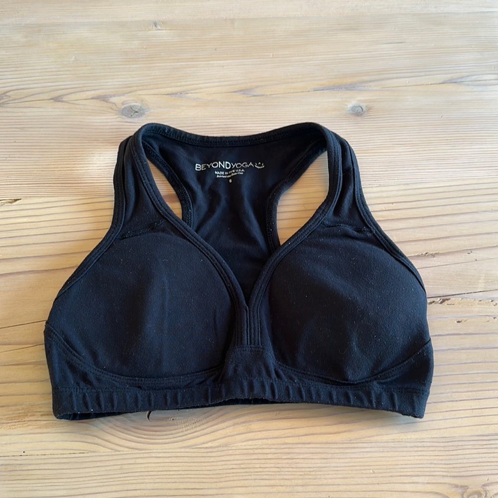 Beyond Yoga Lift and Support Bra (Size Small)